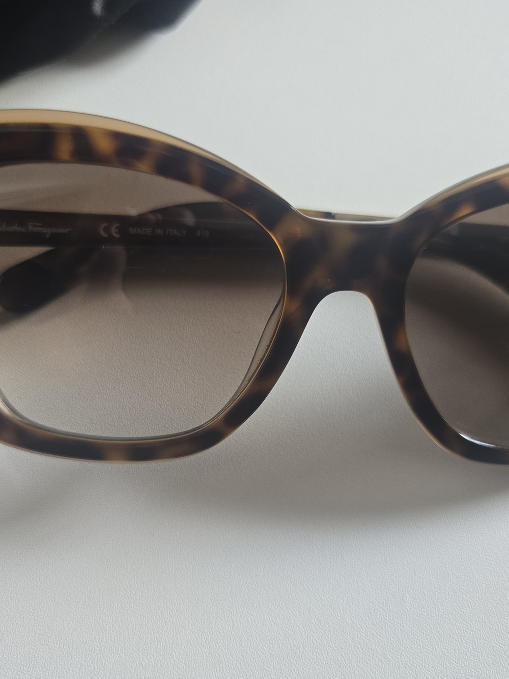 Tortoiseshell Sunglasses - Brown Gradient Lenses